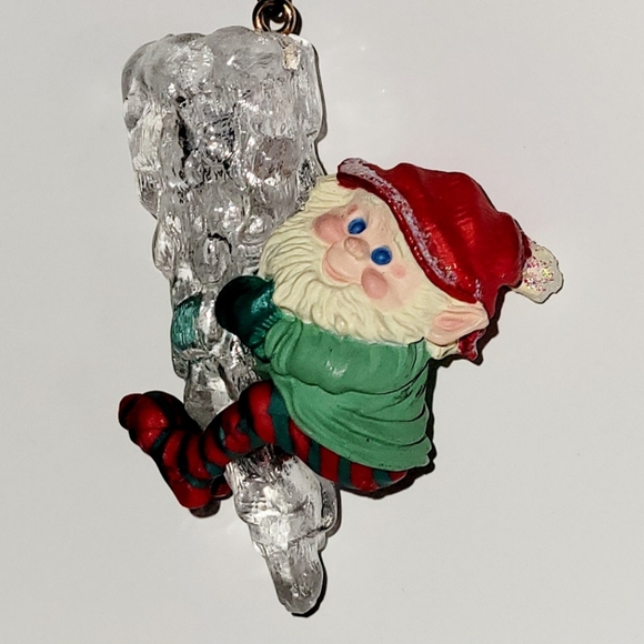 Hallmark 'Keep on Glowin' Holiday Elf Vintage Lighted Icicle❄Christmas Ornament - Picture 3 of 4